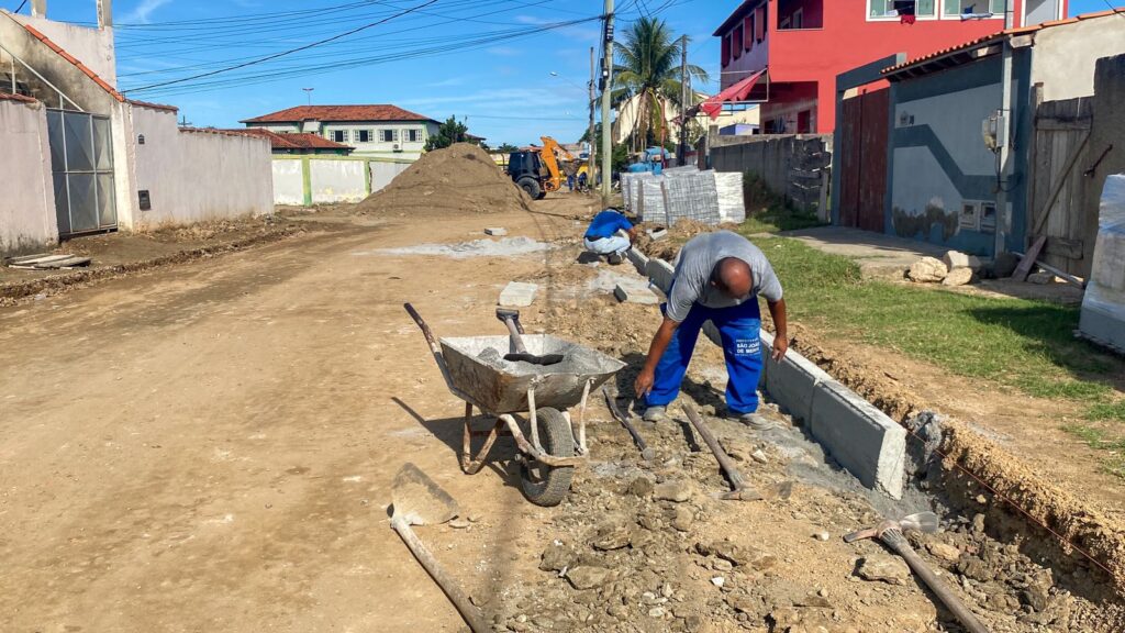 Rua Guaraci de Oliveira Costa está iniciando a pavimentação