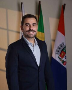 Ary Saldanha​